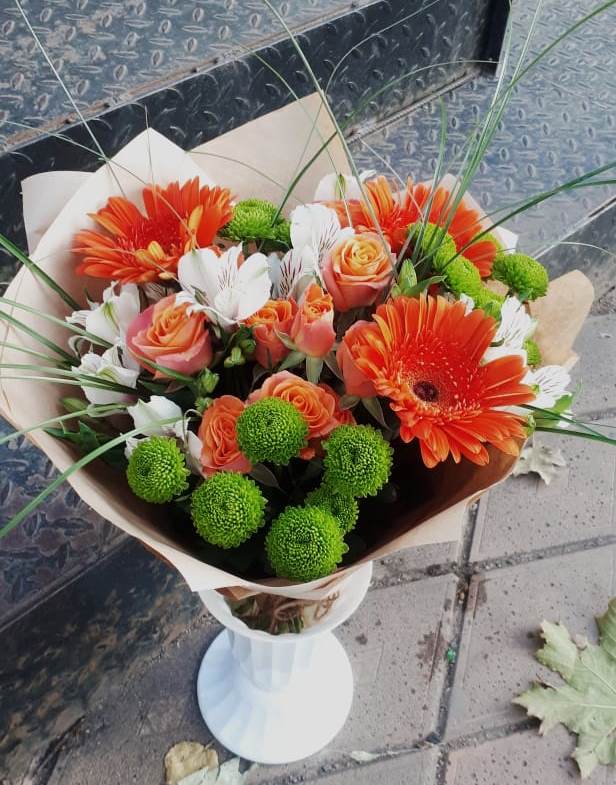 Букет цветов из: Герберы, Хризантемы, Альстромерии и Розы в Ерзовке