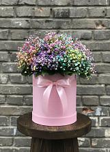 Цветочная композиция из Гипсофила и Розы в шляпной коробке в Ерзовке