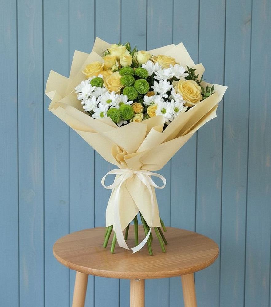 Букет цветов из: Хризантемы и Розы в Ерзовке