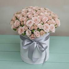 Цветочная композиция из Розы в шляпной коробке в Ерзовке