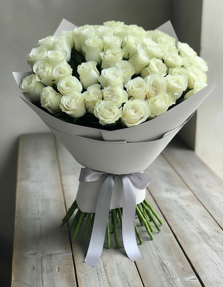 Букет 35 Белых роз в Ерзовке