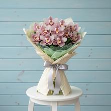Букет цветов из:  Орхидеи и Розы в Ерзовке