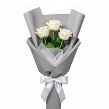 Букет 3 белые розы в Ерзовке