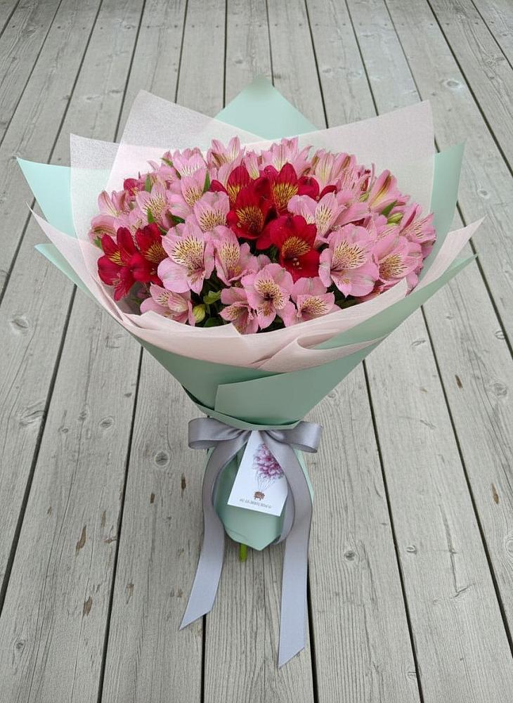 Букет цветов из: Альстромерии в Ерзовке