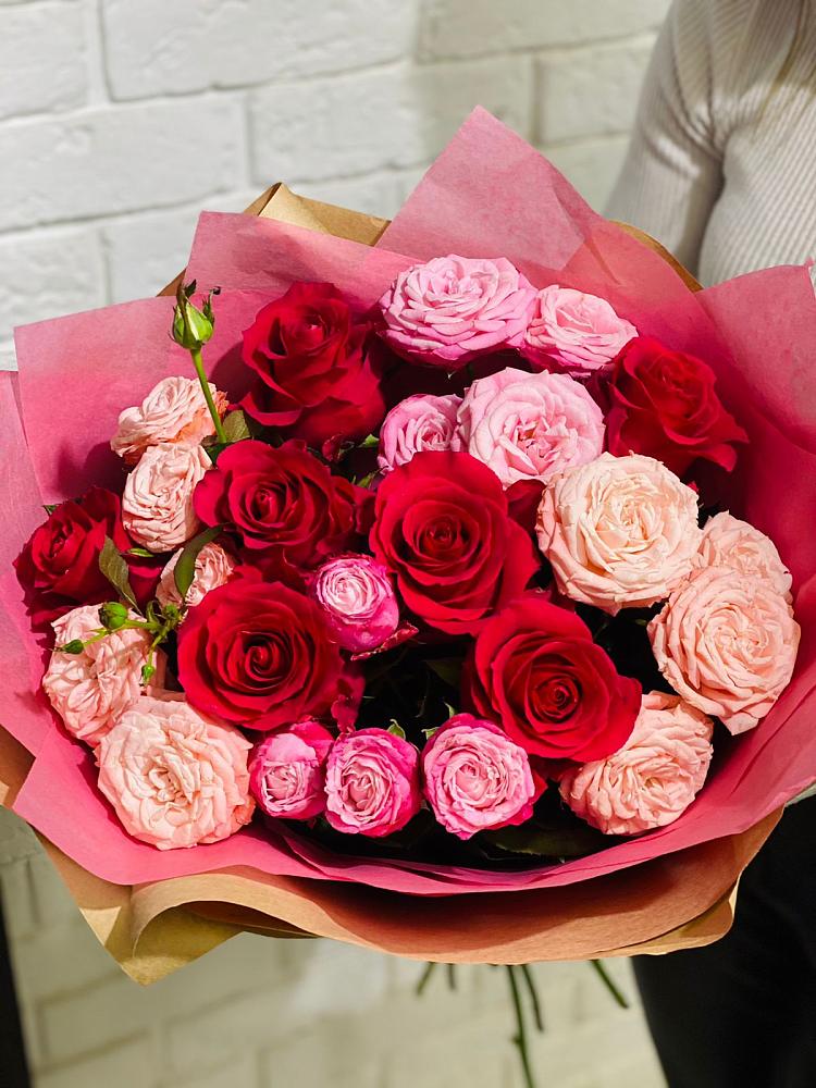 Букет цветов из: Розы в Ерзовке