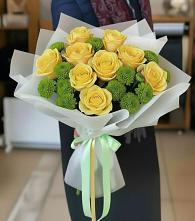 Букет цветов из:  Хризантемы и Розы в Ерзовке