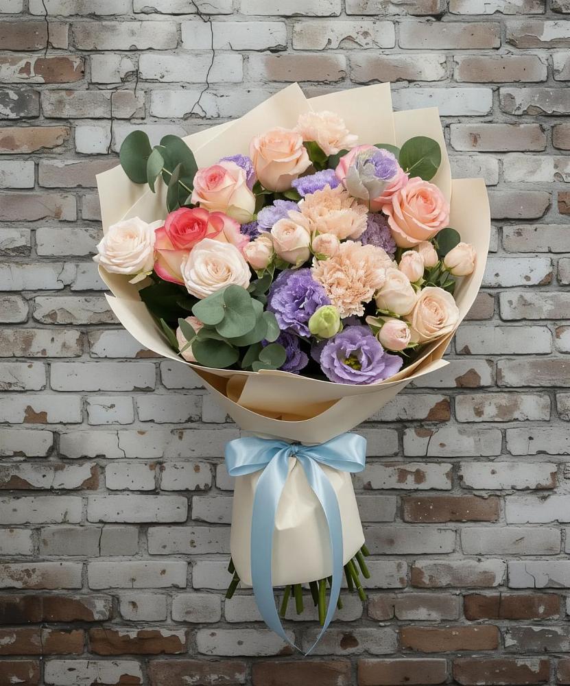 Букет цветов из: Розы, Лизиантусы и Гвоздики в Ерзовке