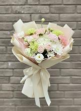 Букет цветов из:  Гвоздики, Розы, Лизиантусы и Хризантемы #REPLACE_PRED# Ерзовке