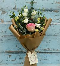 Букет цветов из:  Розы и Лизиантусы в Ерзовке