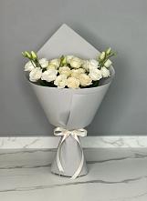 Букет цветов из:  Розы и Лизиантусы в Ерзовке